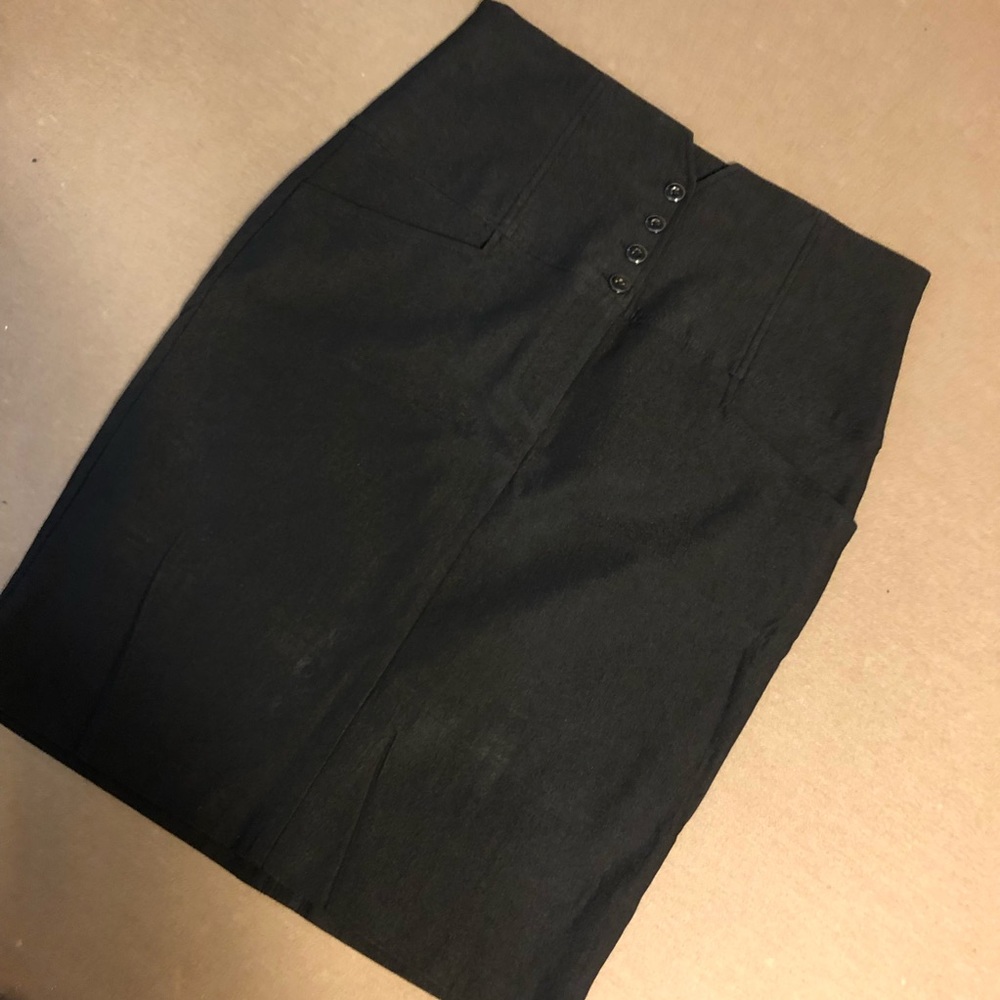 PENCIL SKIRT